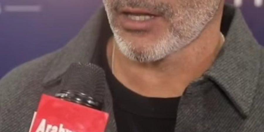 أيمن
      بهجت
      قمر
      عن
      فيلم
      طلقني:
      بيحكي
      تجربتي
      الشخصية
      مع
      الطلاق