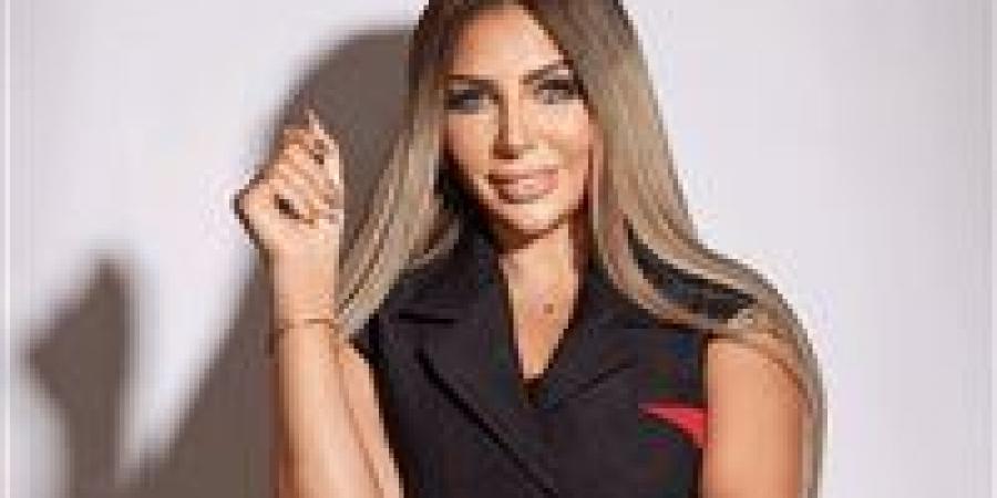 تأجيل
      محاكمة
      سارة
      خليفة
      و27
      متهمًا
      في
      قضية
      المخدرات
      الكبرى
      إلى
      8
      يناير
      لاستكمال
      المرافعات