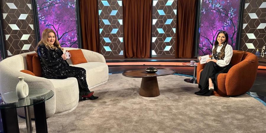 نهال
      عنبر:
      حاولت
      أصلح
      بين
      ابني
      ومراته
      لكن
      الطلاق
      كان
      قرارهم
      وهذه
      حقيقة
      تعدد
      زيجاتي