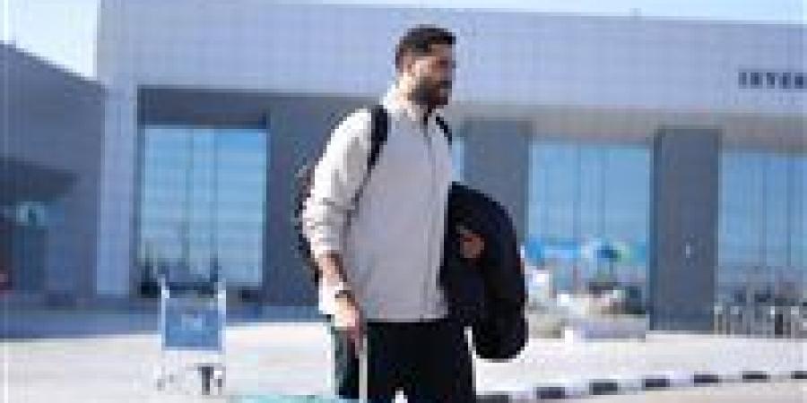 رجال
      سلة
      الأهلي
      يصل
      الغردقة
      لمواجهة
      الاتحاد
      السكندري
      على
      كأس
      السوبر
      المصري