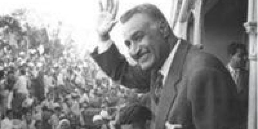 بعد
      محاولة
      طرده..
      ماذا
      يقول
      قانون
      الإيجار
      القديم
      في
      واقعة
      شقيق
      الرئيس
      الراحل
      جمال
      عبد
      الناصر