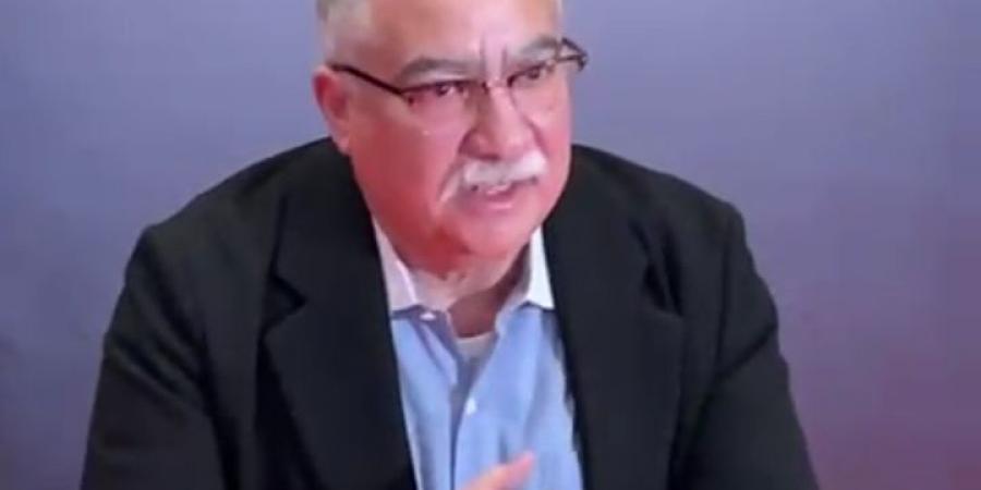 أتمنى
      ينال
      رضاكم..
      إبراهيم
      عيسى
      من
      العرض
      الخاص
      لـ
      فيلم
      الملحد:
      هيا
      بنا
      لنشاهده