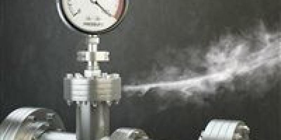 تسرب
      غاز..
      حزن
      بين
      الأهالي
      بعد
      العثور
      على
      زوجين
      مفارقين
      الحياة