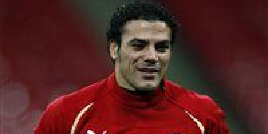 عمرو
      زكي
      ينتقد
      قرارات
      حسام
      حسن
      ويشيد
      بـ"جرأة"
      استبدال
      صلاح