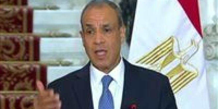 وزير
      الخارجية:
      نحذر
      من
      مخاطر
      التصعيد
      في
      اليمن
      وانعكاساته
      على
      أمن
      المنطقة