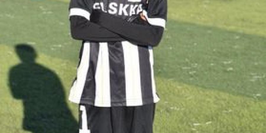 محمد
      صادق..
      موهبة
      السكة
      الحديد
      الصاعدة
      و«
      بركات
      الجديد»
      في
      خط
      الوسط