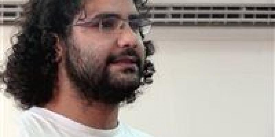 فيديو للإعلامي نشأت الديهي عن علاء عبدالفتاح يحدث أزمة في بريطانيا