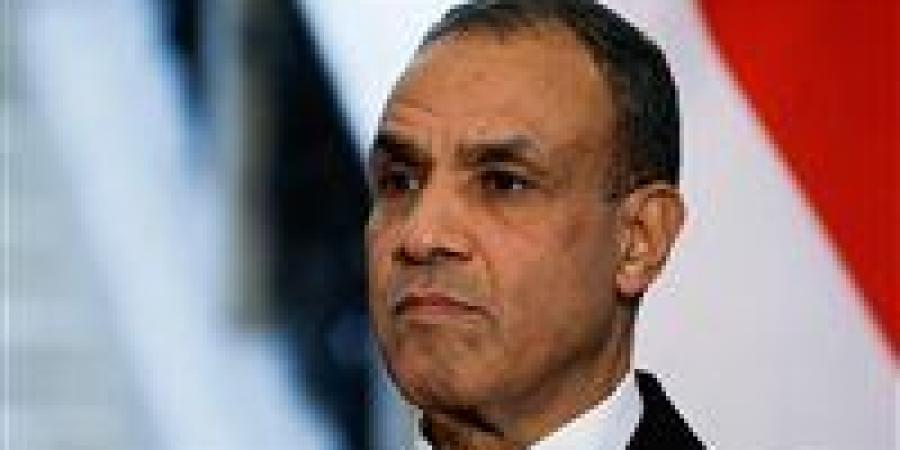 «عامًا جديدًا حافلاً بالآمال».. وزير الخارجية يقدم التهنئة للرئيس السيسي بمناسبة العام الميلادي الجديد