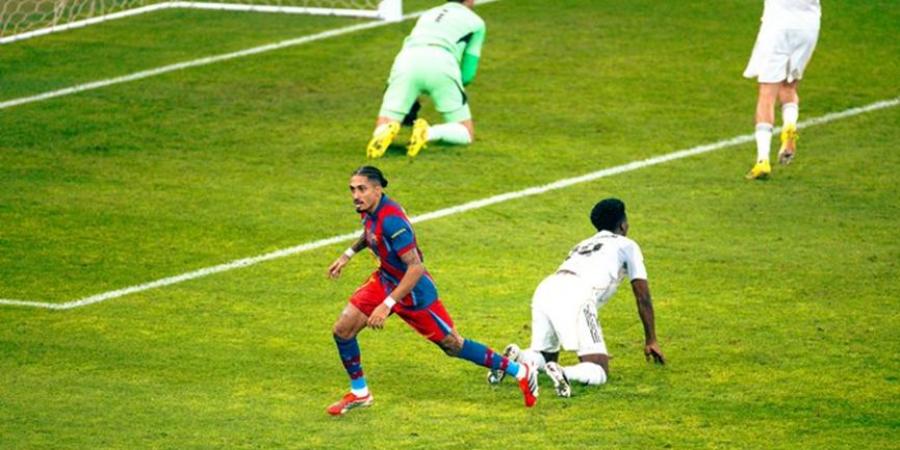 ريال مدريد.. رافينيا يقود برشلونة للفوز بلقب كأس السوبر الإسباني على حساب ريال مدريد (2/3)