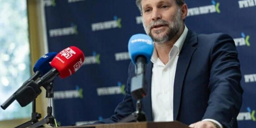 وزير المالية الإسرائيلي: خطة ترامب سيئة ويجب فتح معبر رفح لخروج أهل غزة