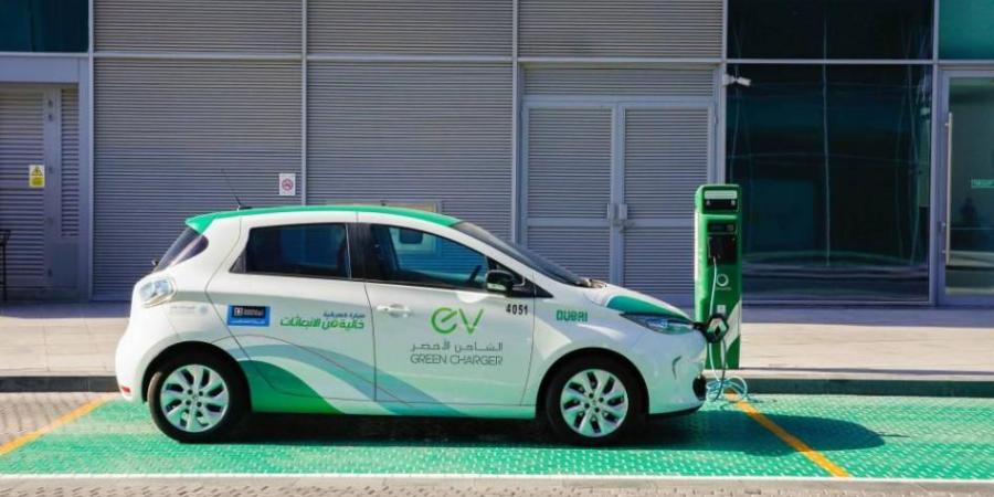 1860 نقطة شحن للسيارات الكهربائية في دبي