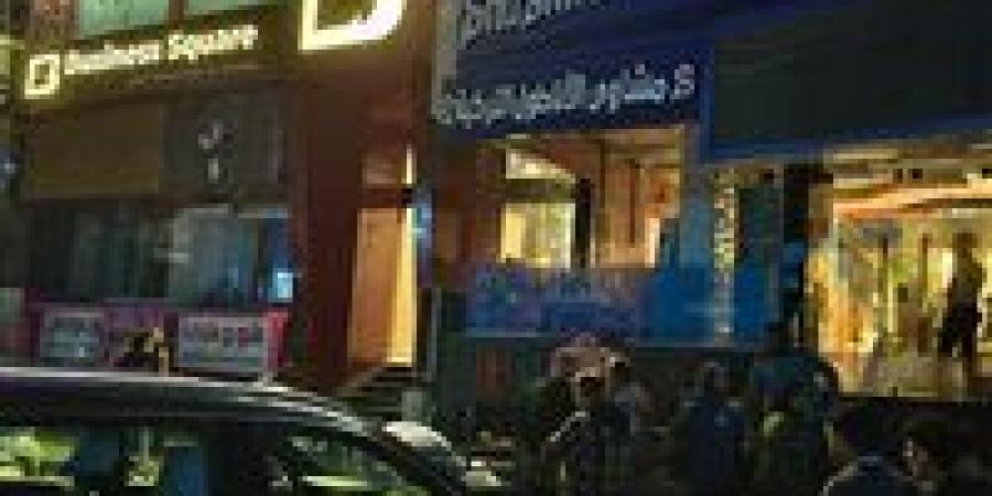 محافظ الدقهلية يتابع تنفيذ قرار غلق المحلات التجارية في أول أيام التطبيق