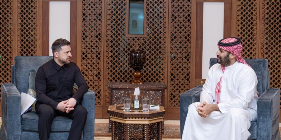 ولي العهد يلتقي رئيس أوكرانيا
ويتلقى اتصالا من رئيس وزراء الهند