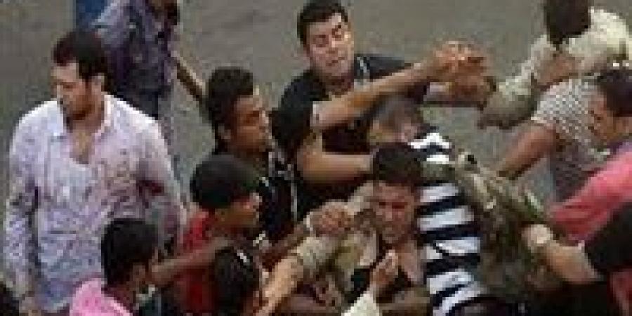 كان بيصور خناقة.. الاعتداء على سائق وسرقة 30 ألف جنيه في بولاق الدكرور