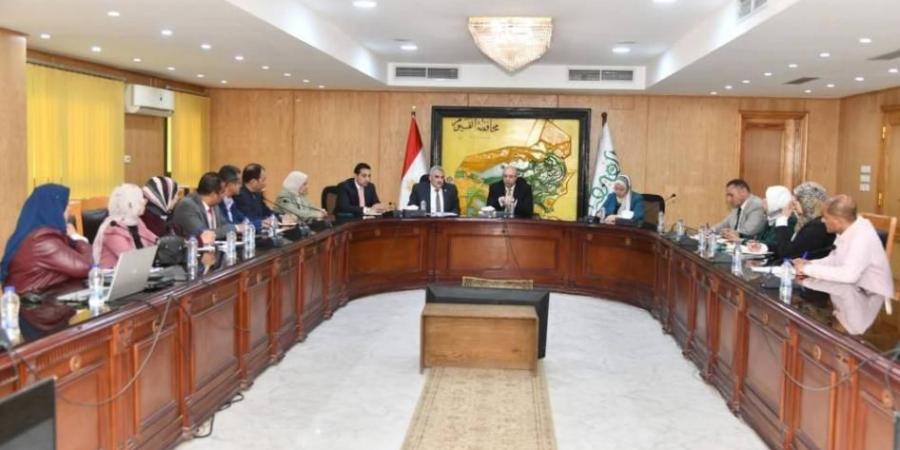 إجراءات مصرية لإعادة التوازن البيئي إلى بحيرة قارون