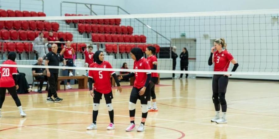 فوز الشارقة وخورفكان للمرأة في دوري الطائرة