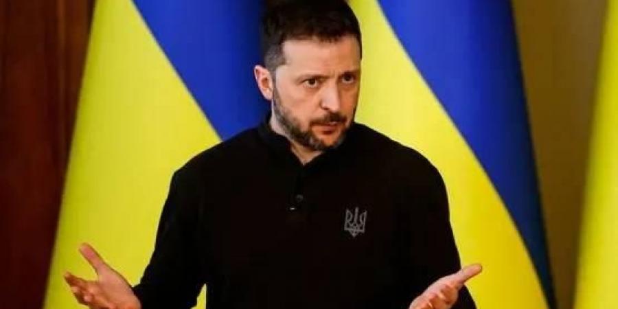 بعد الهدنة في إيران.. زيلينسكي يدعو لعودة العقوبات على النفط الروسي