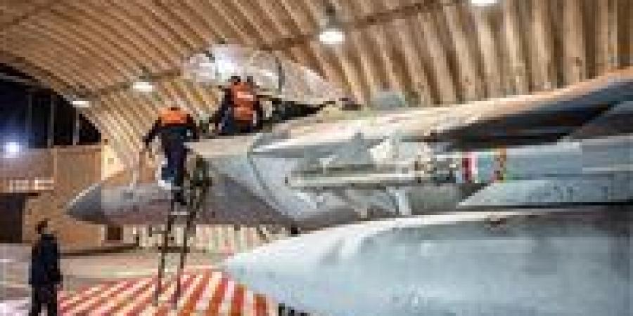 إسرائيل تستنفر وتنتظر "إشارة واشنطن" لضرب إيران بعد تعثر محادثات إسلام آباد