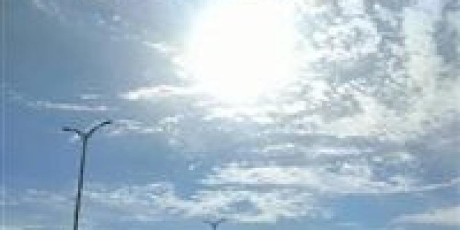ارتفاع درجات الحرارة غدًا الثلاثاء وتحذيرات الأرصاد من الشبورة والرياح