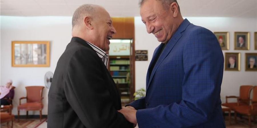 غليان في الأهلي بسبب تصريحات أوسكار رويز.. ومطالب داخل النادي لـ أبو ريدة بالاعتذار للجماهير (خاص)