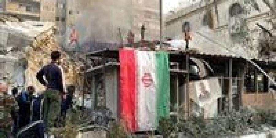 الهلال الأحمر الإيراني: إنقاذ أكثر من 7200 شخص من تحت الأنقاض في الحرب الدائرة