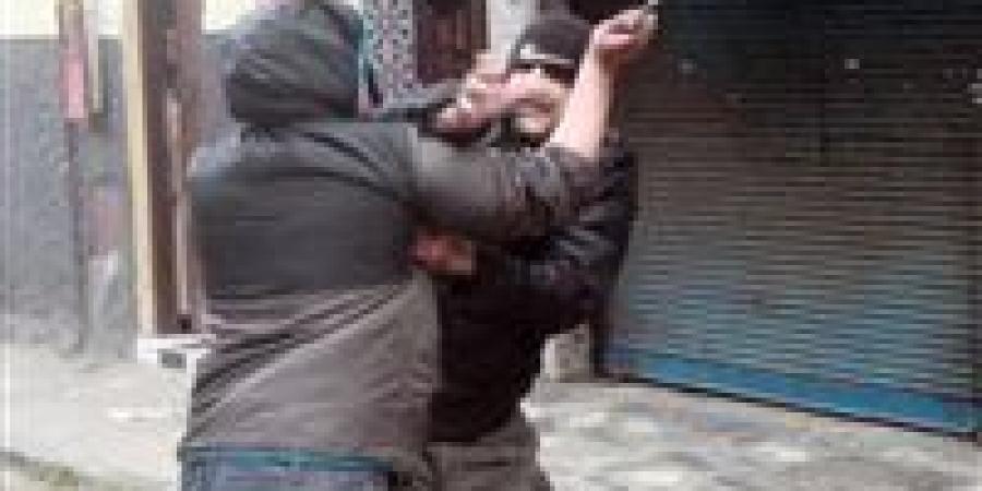 مشاجرة بالأسلحة البيضاء في الغربية بسبب فرز مخلفات