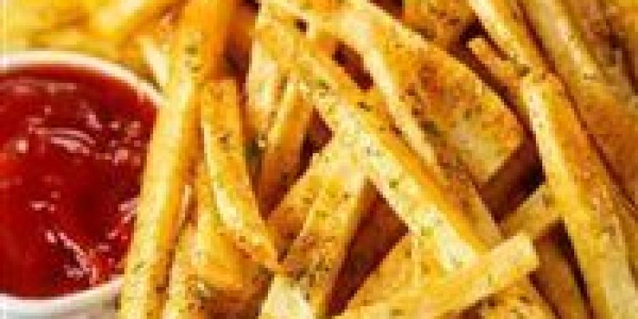 "هتاكل بطاطس من غير تأنيب ضمير".. "حل علمي لبطاطس أكثر صحة ومقرمشة