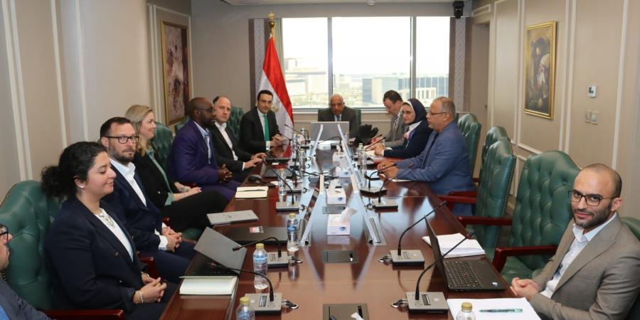 وزير الكهرباء يبحث مع "سكاتك" تنفيذ مشروعات بـ1.8 مليار دولار لتحقيق 45% طاقة نظيفة بحلول 2028