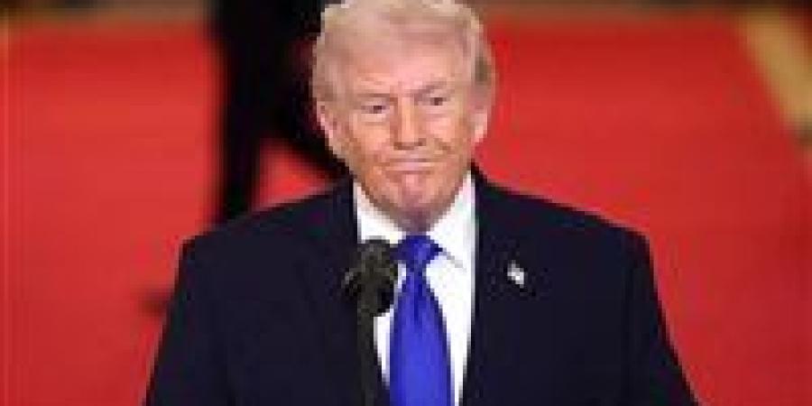 ترامب يؤكد عدم تسرعه في اتفاق إيران: "الحصار يرعبهم أكثر من القصف"