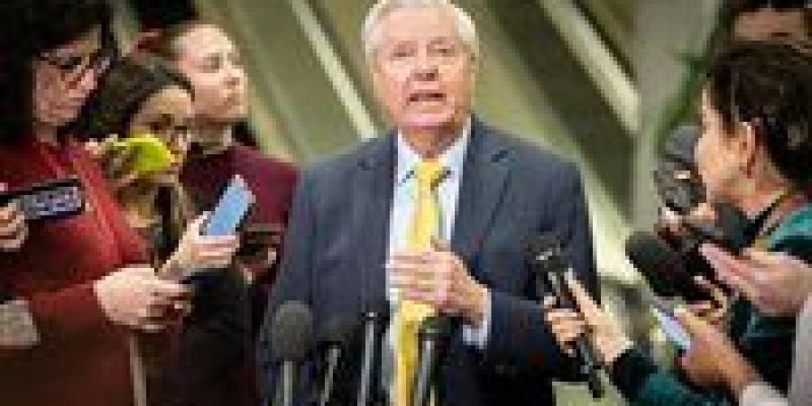 جراهام: الحصار الأمريكي على السفن الإيرانية قد يصبح "عالمياً" قريباً