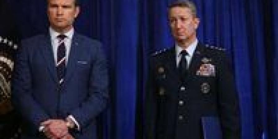 الجيش الأمريكي يكشف تفاصيل السيطرة على السفينة الإيرانية "توسكا" في المحيط الهندي