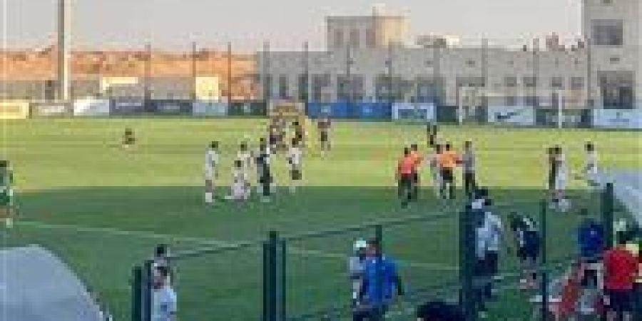 في أزمة بطلها الحكم محمود وفا.. أحداث شغب واشتباكات بين اللاعبين في مباراة بروكسي ومسار بدوري المحترفين