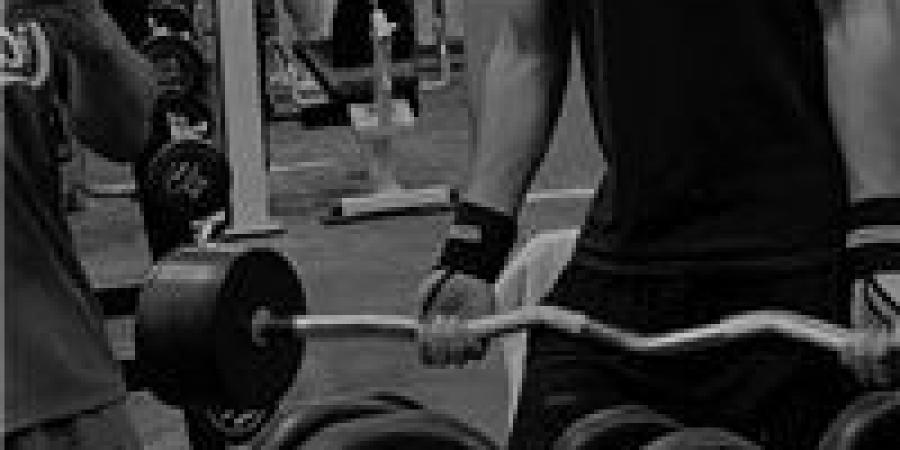 "عضلاتك مش بتظهر ليه؟"... 5 أخطاء يومية تحرق مجهودك داخل الجيم