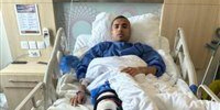 مصطفى الشهدي يجري جراحة الرباط الصليبي بنجاح تحت إشراف اتحاد الكرة