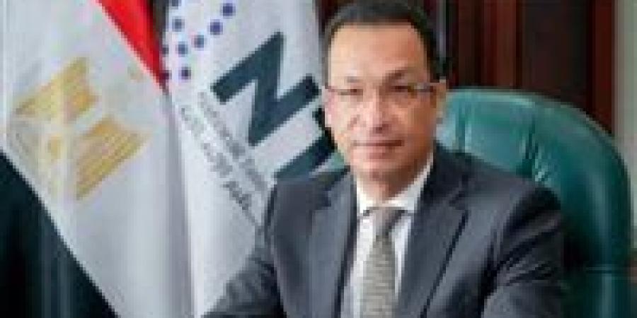 أول تعليق من وزير الاتصالات بعد الزيادة الجديدة في الباقات