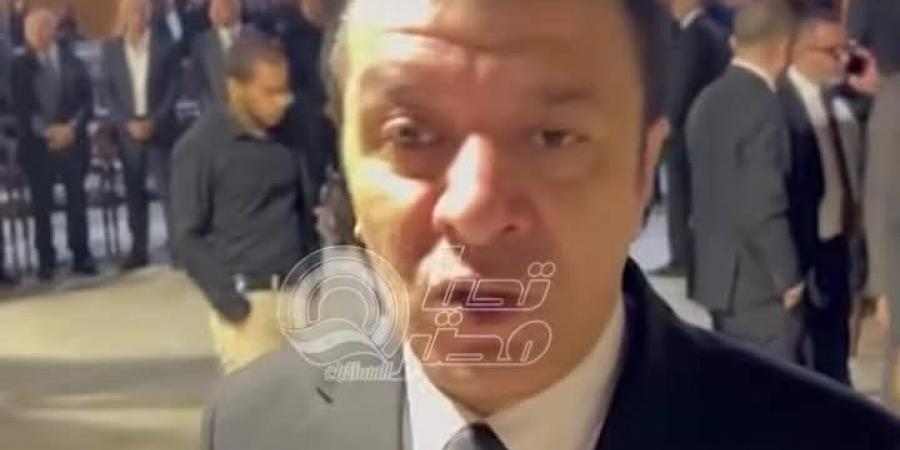 مصطفى كامل في عزاء هاني شاكر: الحضور ده أقل حاجة تحصل لإنسان بحجمه