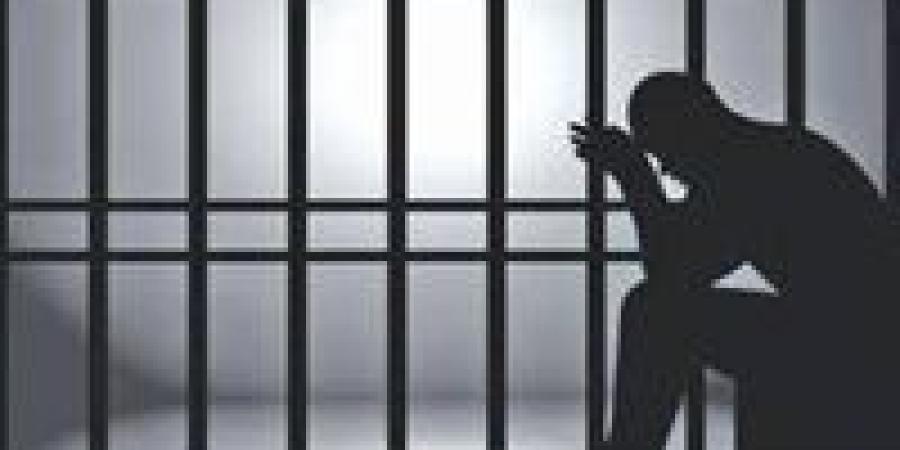 استعراض الموت.. طالبان على دراجة نارية يشعلان شوارع الإسكندرية