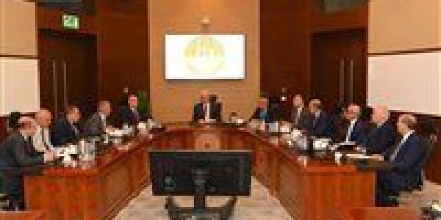 نائب رئيس الوزراء للشؤون الاقتصادية يتابع جهود إصلاح وإعادة هيكلة الشركات المملوكة للدولة
