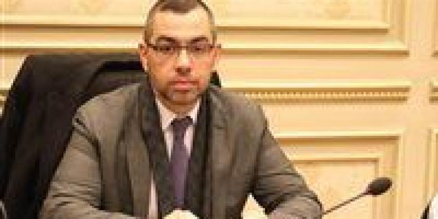 وسط الجدل حول التحول للدعم النقدي.. النائب محمد فؤاد لـ تحيا مصر: صرف الدعم النقدي دون ربطه بمعدلات التضخم سينعكس بالعكس على المواطن مستقبلًا