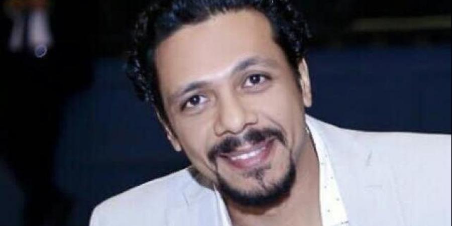قبل الاستقرار على حمزة العيلي.. نجوم رشحهم الجمهور لتجسيد مسيرة مصطفى محمود