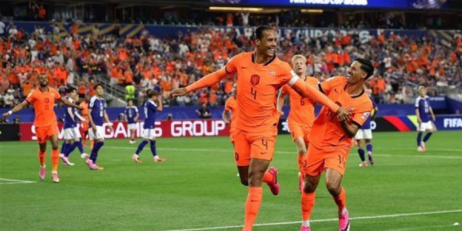 تعادل مثير بين هولندا واليابان في كأس العالم