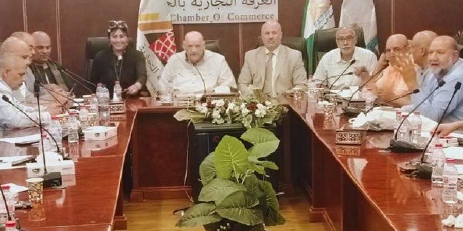 شعبة المخابز تبحث استعدادات تطبيق منظومة الخبز الجديدة