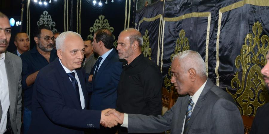 د. رضا حجازي امين التعليم بمستقبل وطن يؤدي واجب العزاء في الزميل مصطفى الشربيني مسؤول ملف البرلمان بموقع تحيا مصر