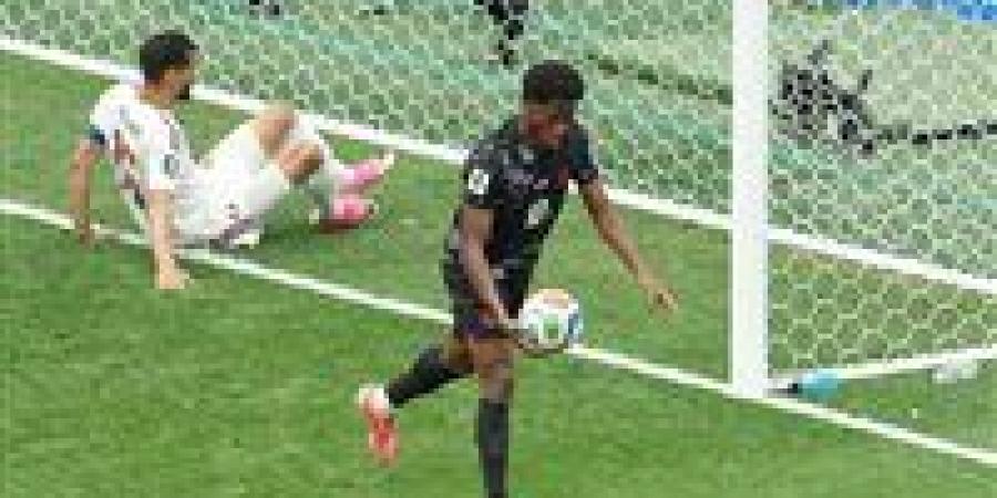 كندا ضد قطر.. جوناثان ديفيد يسجل هاتريك تاريخي ويقود كندا لفوز ساحق على قطر (0/6) في كأس العالم 2026