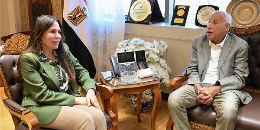 وزيرة الإسكان تستقبل حسين لبيب، وتؤكد تقديرها للزمالك باعتباره من أعرق أندية مصر وأفريقيا