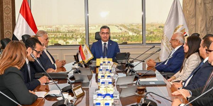 وزير التموين يبحث مع شركة TMT التعاون لإدخال سلسلة "مونوبري" الفرنسية للسوق المصري