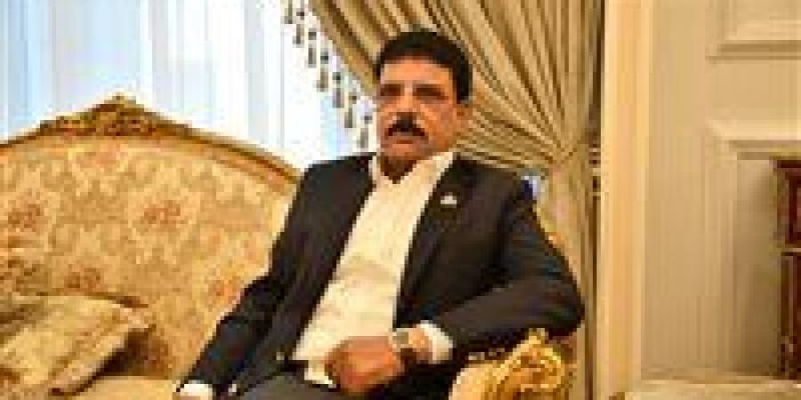 النائب رزق شعبان يعلن موافقات جديدة لدعم المنظومة الصحية بمطروح: عيادات تأمين صحي واجهزة مسح ذري وبنك دم مركزي
