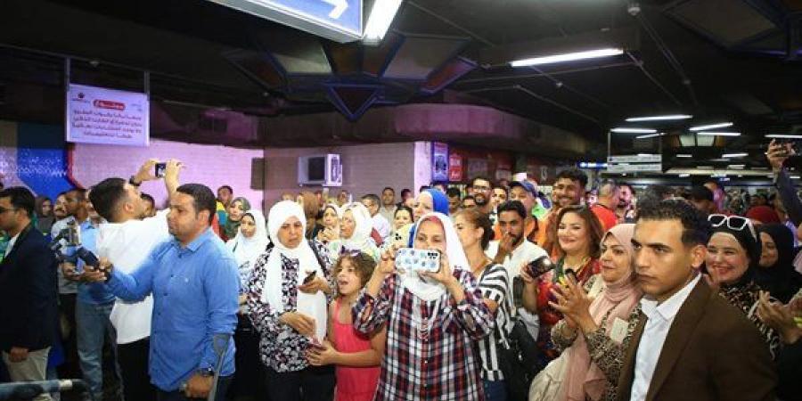 دار الأوبرا تُضيء محطة "الشهداء" التبادلية بعروض فنية في تعاون مشترك بين النقل والثقافة
