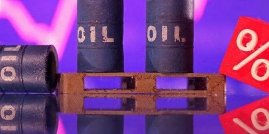هبوط عنيف لمؤشر النفط والبرميل يصل إلى 72 دولارًا