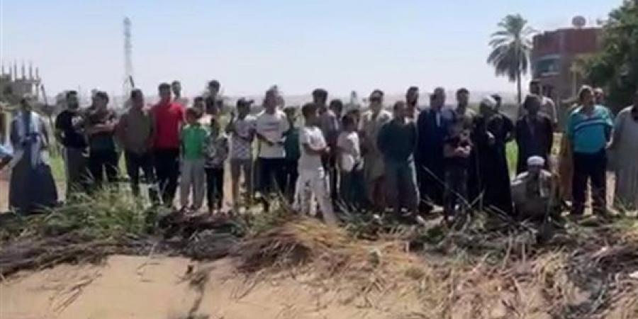 أهالي أبوتيج يوجهون رسالة لمحافظ أسيوط لإنهاء كابوس "ترعة الموت" بعد غرق 9 أطفال (فيديو)